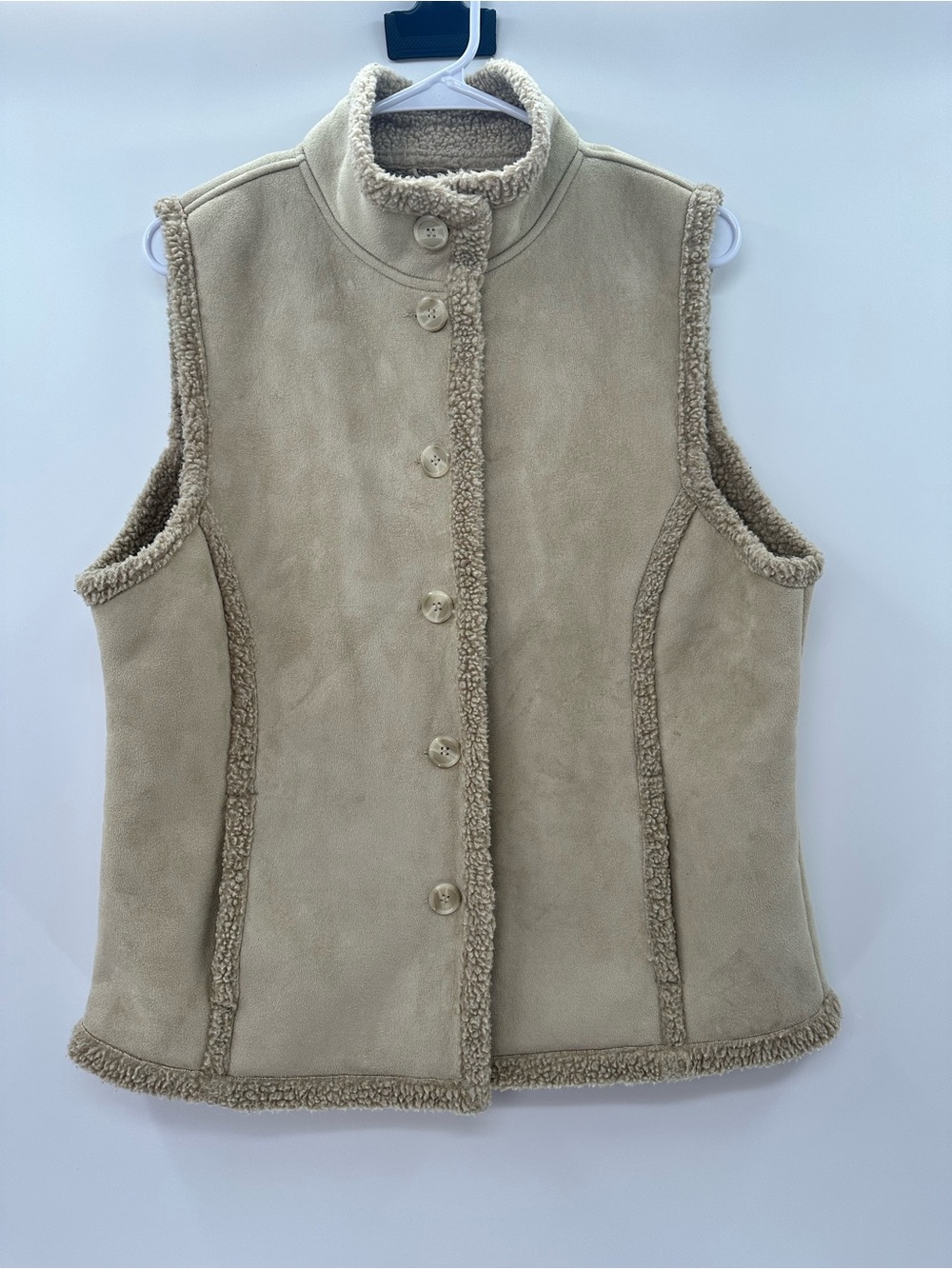 Chadwick’s Beige Sherpa-Lined Faux Suede Button Up Vest Women’s Size L